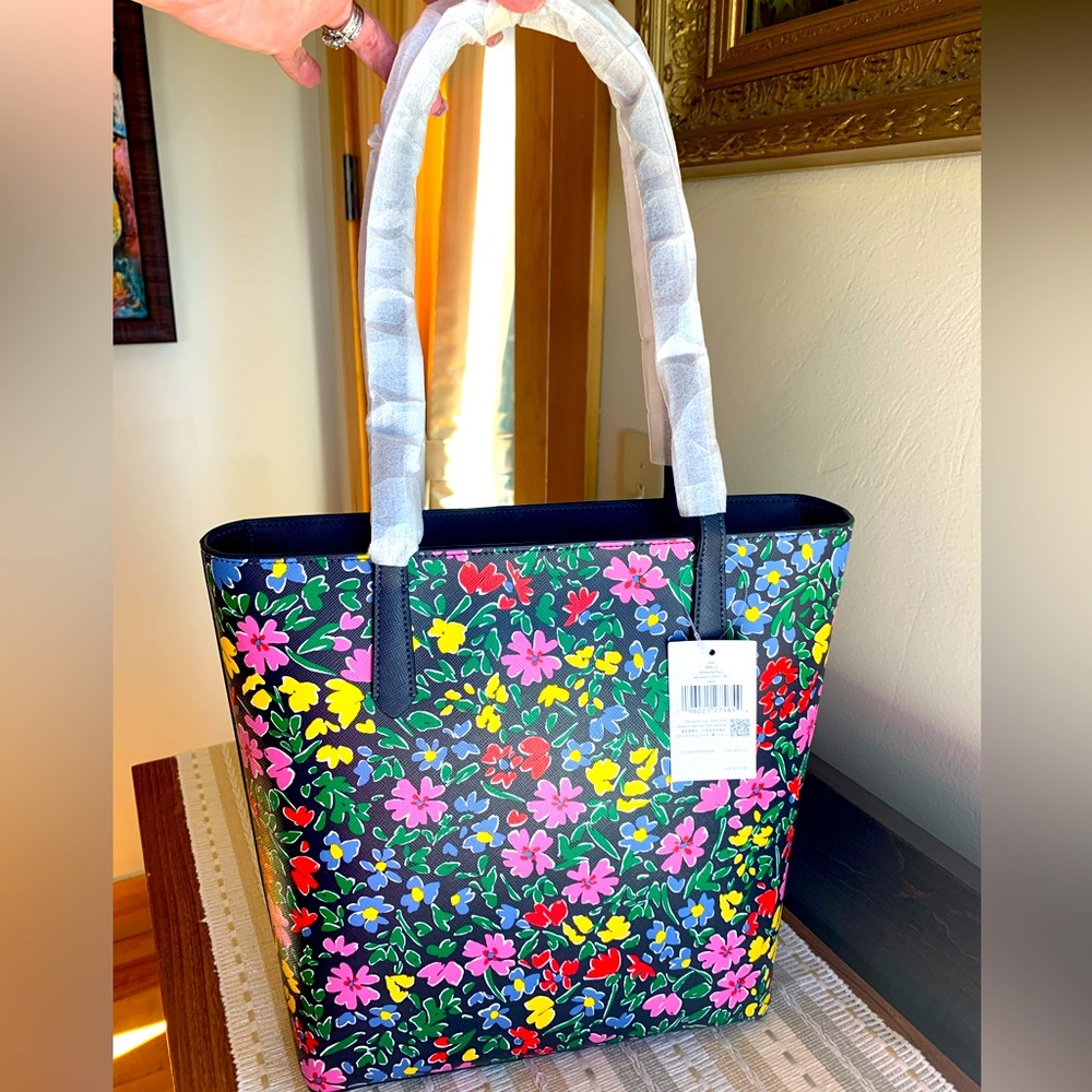 ๐ฅNWTโผ๏ธBEAUTIFUL Kate Spade Shoreside Flora Daily Tote - GREAT for Spring/Summer! - Picture 7 of 16